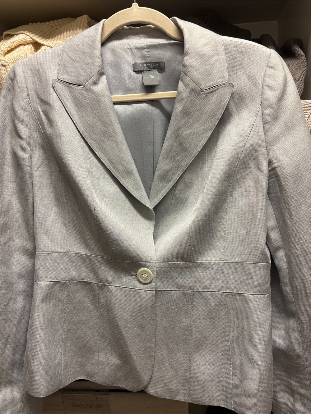 Ann Taylor Light Gray Single-Button Notch Lapel Blazer